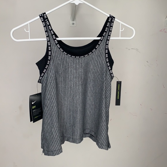 Nike Tank (Never worn, still has all tags) - Picture 8 of 8